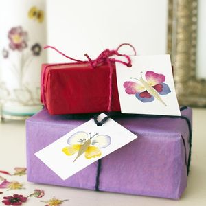 pressed-flower butterfly gift tag to make